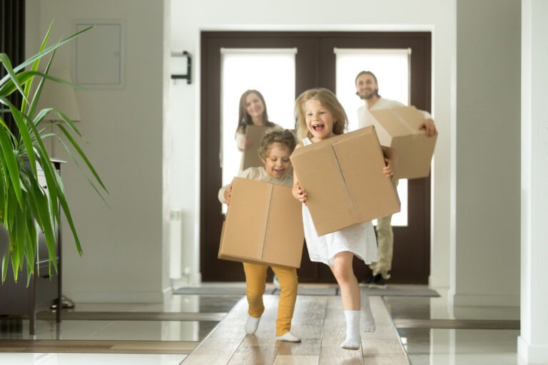 Navigating a Seamless Move: Tips and Tricks